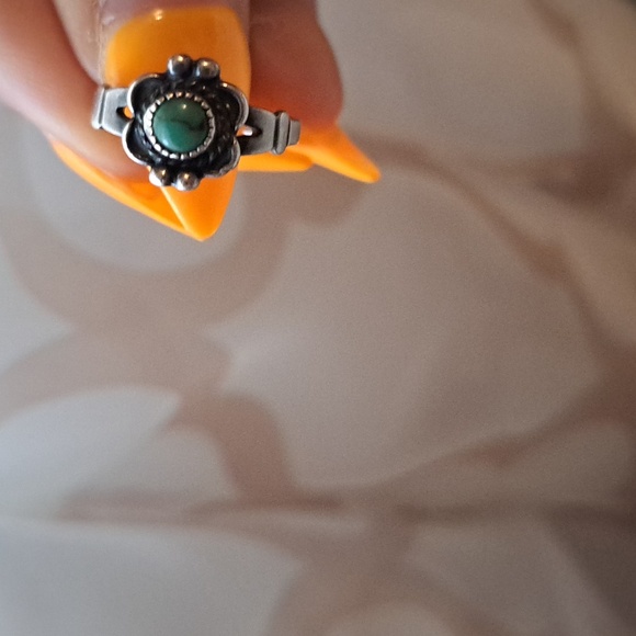 Turquoise Green Sterling Silver Stamped Native American Ring - Picture 7 of 9